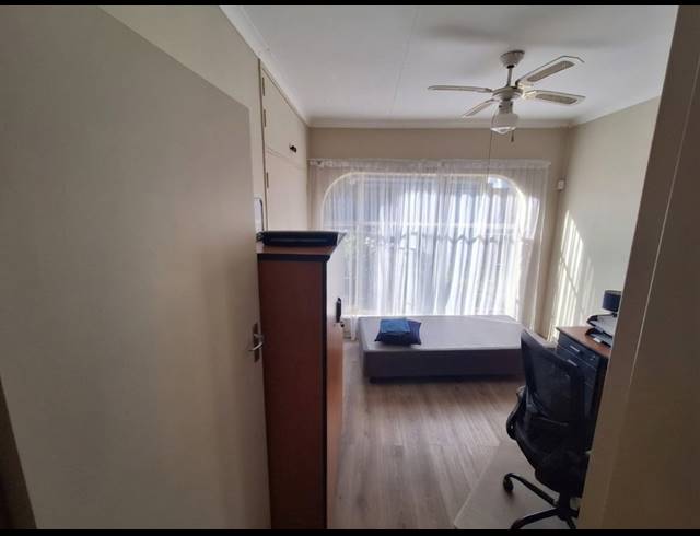 5 BEDROOM HOUSE FOR SALE IN VANDERBIJLPARK SE 3